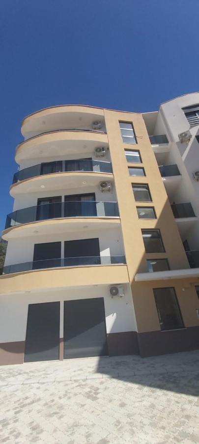Apartament Mehmeti Ulcinj Exterior photo