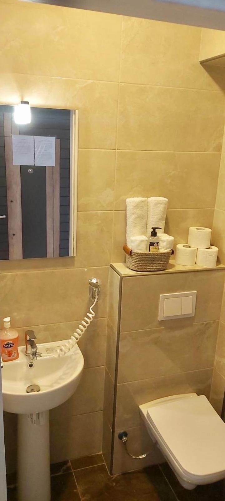 Apartament Mehmeti Ulcinj Exterior photo
